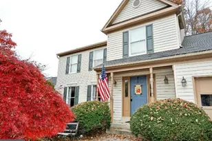 6324 Deepwood Farm Dr, Clifton, VA 20124 - Photo 1