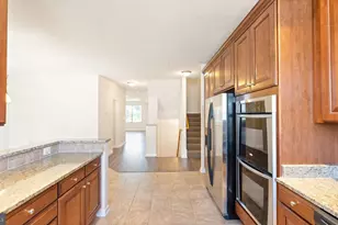 4427 Beechstone Ln, Fairfax, VA 22033 - Photo 7