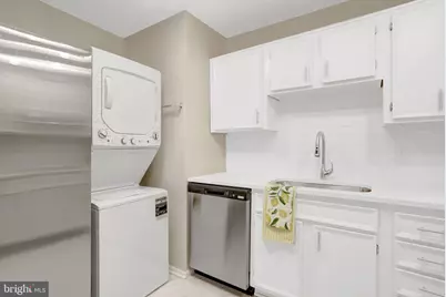 5902 Mount Eagle Drive #303, Alexandria, VA 22303 - Photo 15