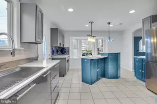 7839 Heritage Dr, Annandale, VA 22003 - Photo 27