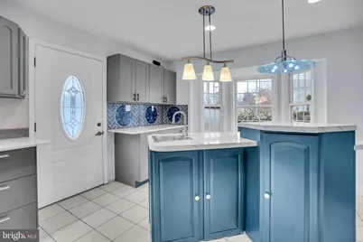 7839 Heritage Drive, Annandale, VA 22003 - Photo 15
