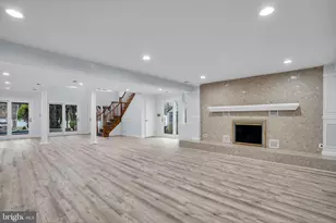 7839 Heritage Dr, Annandale, VA 22003 - Photo 9