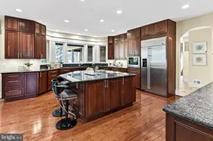 11568 Lilting Ln, Fairfax Station, VA 22039 - Photo 17