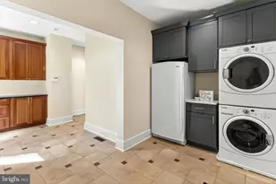 11568 Lilting Ln, Fairfax Station, VA 22039 - Photo 33