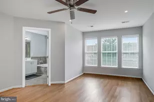 2558 Banshire Dr, Herndon, VA 20171 - Photo 19