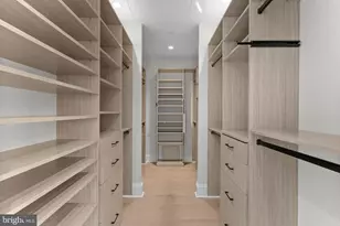 7887 Jones Branch Dr, McLean, VA 22102 - Photo 29