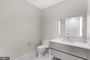 7887 Jones Branch Dr, McLean, VA 22102 - Photo 37