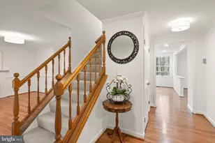 8461 Rushing Creek Ct, Springfield, VA 22153 - Photo 9