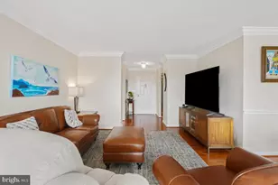 5904 Mt Eagle Dr, Alexandria, VA 22303 - Photo 7