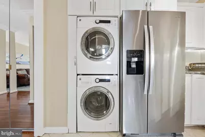 5904 Mount Eagle Drive #516, Alexandria, VA 22303 - Photo 13