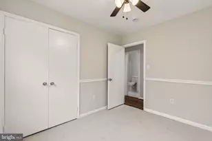 8219 Doctor Craik Ct, Alexandria, VA 22306 - Photo 33