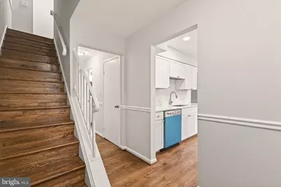 8219 Doctor Craik Court, Alexandria, VA 22306 - Photo 5