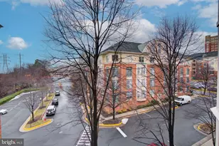 1855 Stratford Park Pl, Reston, VA 20190 - Photo 31