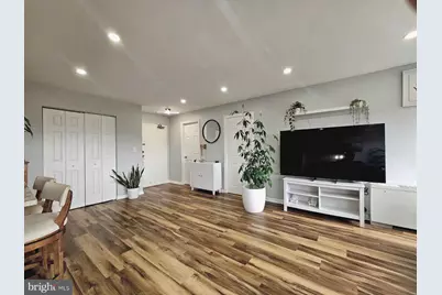 6641 Wakefield Drive #712, Alexandria, VA 22307 - Photo 5