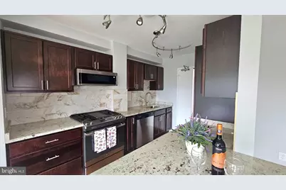 6641 Wakefield Drive #712, Alexandria, VA 22307 - Photo 7