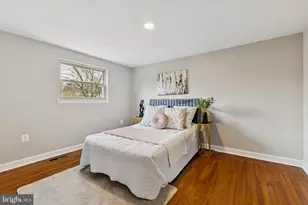 9625 Lindenbrook St, Fairfax, VA 22031 - Photo 17