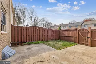 9625 Lindenbrook St, Fairfax, VA 22031 - Photo 25