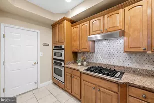 7122 Huntley Creek Pl, Alexandria, VA 22306 - Photo 13