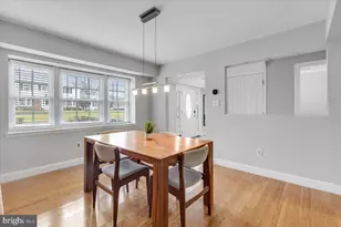 13113 Madonna Ln, Fairfax, VA 22033 - Photo 3