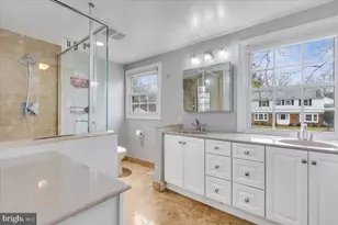 13113 Madonna Ln, Fairfax, VA 22033 - Photo 29