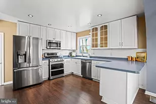 6708 Portree Ct, Springfield, VA 22152 - Photo 3