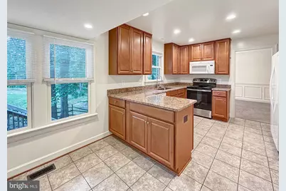 5704 Captain Jones Court, Fairfax Station, VA 22039 - Photo 3