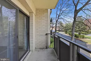3100 S Manchester St, Falls Church, VA 22044 - Photo 27