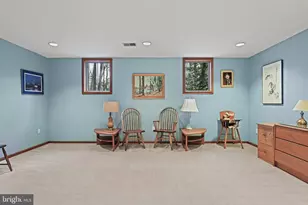 11698 Fox Glen Dr, Oakton, VA 22124 - Photo 53