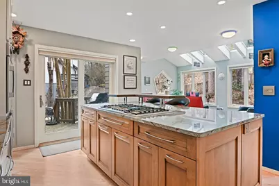 11698 Fox Glen Drive, Oakton, VA 22124 - Photo 13