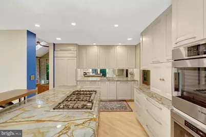 11698 Fox Glen Drive, Oakton, VA 22124 - Photo 19
