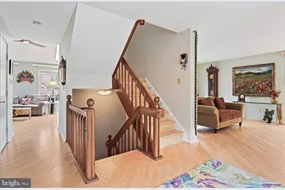 11698 Fox Glen Drive, Oakton, VA 22124 - Photo 5