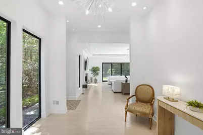 1513 Oakview Drive, McLean, VA 22101 - Photo 5