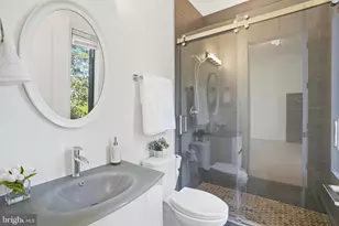 1513 Oakview Dr, McLean, VA 22101 - Photo 23