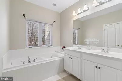 12638 Heron Ridge Drive, Fairfax, VA 22030 - Photo 23