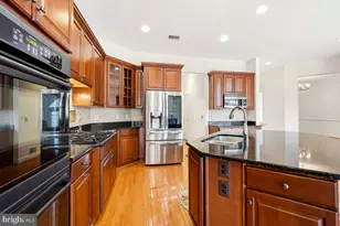 12755 Lavender Keep Cir, Fairfax, VA 22033 - Photo 13