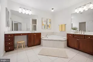 12755 Lavender Keep Cir, Fairfax, VA 22033 - Photo 29