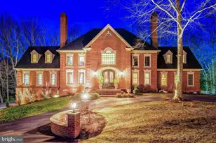 105 Interpromontory Rd, Great Falls, VA 22066 - Photo 3