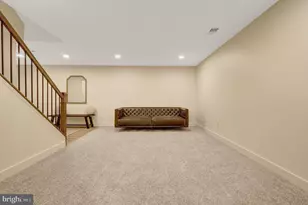 2818 Center Ridge Dr, Oakton, VA 22124 - Photo 43