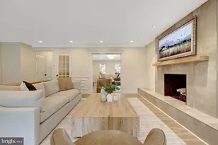 2818 Center Ridge Dr, Oakton, VA 22124 - Photo 9