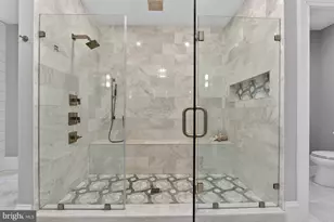 7002 River Oaks Dr, McLean, VA 22101 - Photo 23