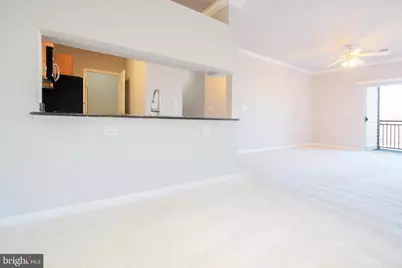 12140 Garden Grove Circle #301, Fairfax, VA 22030 - Photo 7