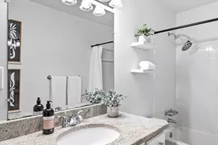 3175 Summit Square Dr, Oakton, VA 22124 - Photo 21