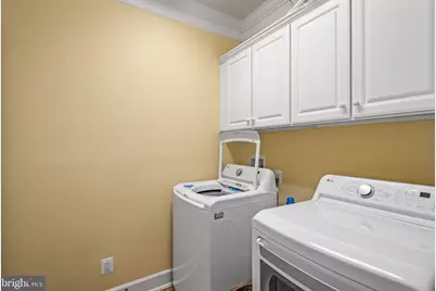 8911 Periwinkle Blue Court, Lorton, VA 22079 - Photo 11