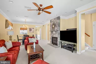 8911 Periwinkle Blue Ct, Lorton, VA 22079 - Photo 15