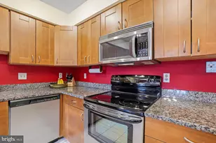 2315 Glade Bank Way, Reston, VA 20191 - Photo 7