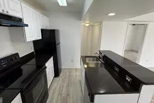 12151 Penderview Ln, Fairfax, VA 22033 - Photo 5