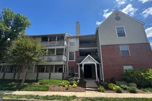 12151 Penderview Ln, Fairfax, VA 22033 - Photo 19