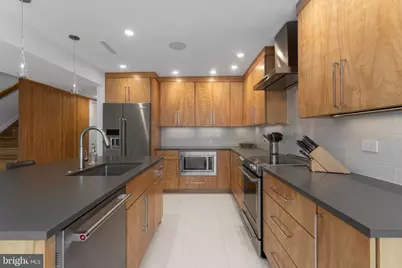11587 Maple Ridge Road, Reston, VA 20190 - Photo 13