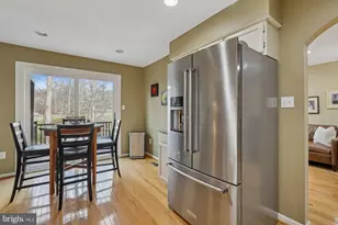 8019 Galla Knoll Cir, Springfield, VA 22153 - Photo 15