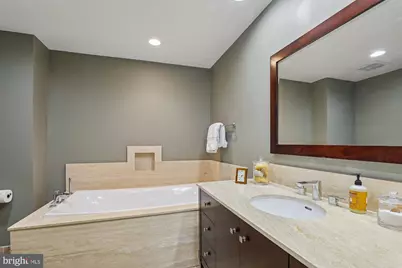 8019 Galla Knoll Circle, Springfield, VA 22153 - Photo 29